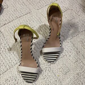 Mix No. 6 Women's Striped Heels - Yellow and Black